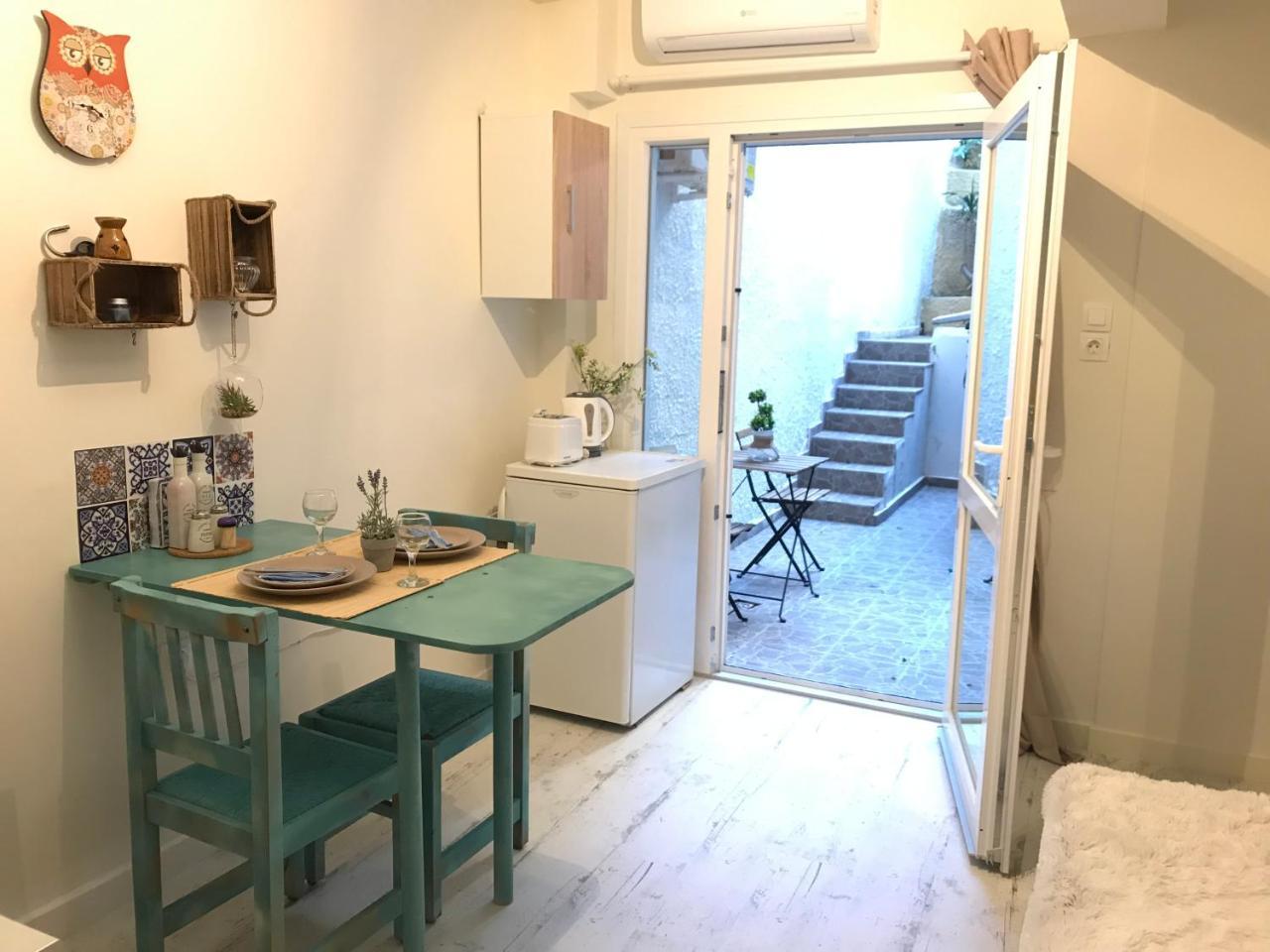 Two Houses Petralona アテネ エクステリア 写真